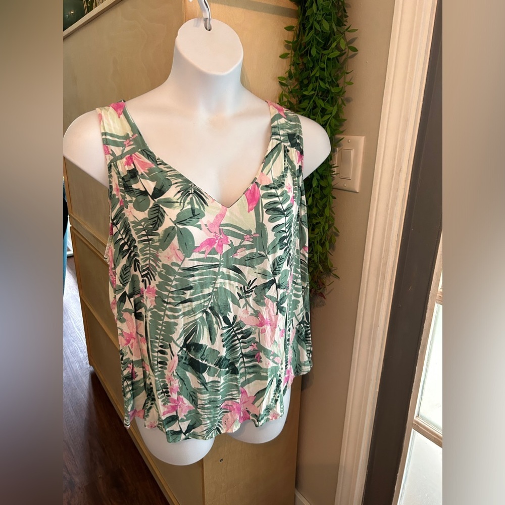 Botanical Tropical lightweight v-neck tank top Old Navy size XXL #0011
